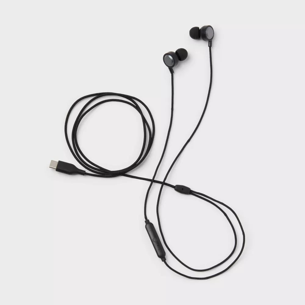 USB‑C Plug‑and‑Play Wired In‑Ear Earbuds With Built‑In Mic & Anti‑Tangling Cable
